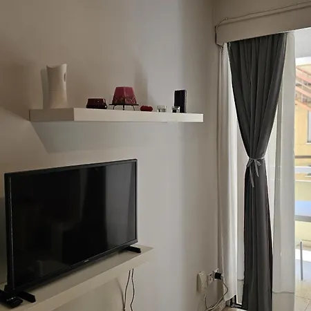 Incity * Nikósie